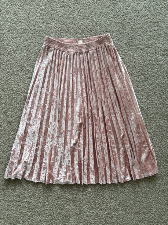 a new day Dresses & Skirts - Pleated Velvet Midi Skirt - Blush Pink
